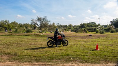 Clínica de Manejo Off Road con Roberto Livingston