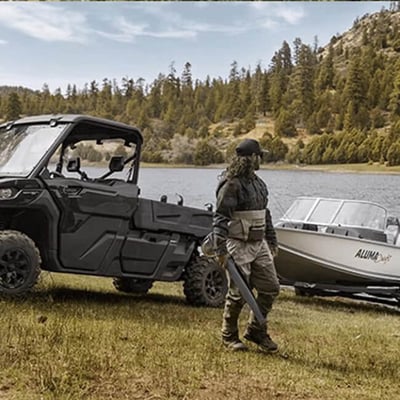 Can-Am Defender HD9 | El UTV de trabajo confiable y resistente