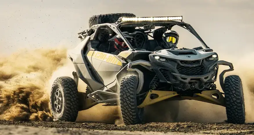 2025-canam-Maverick-R-psb