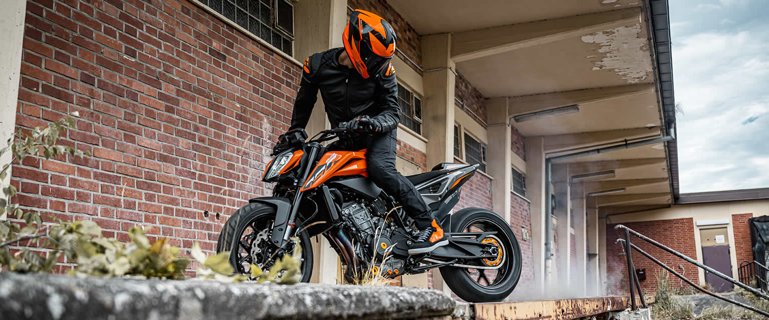 2024_KTM_790_DUKE_sep_02 (1)